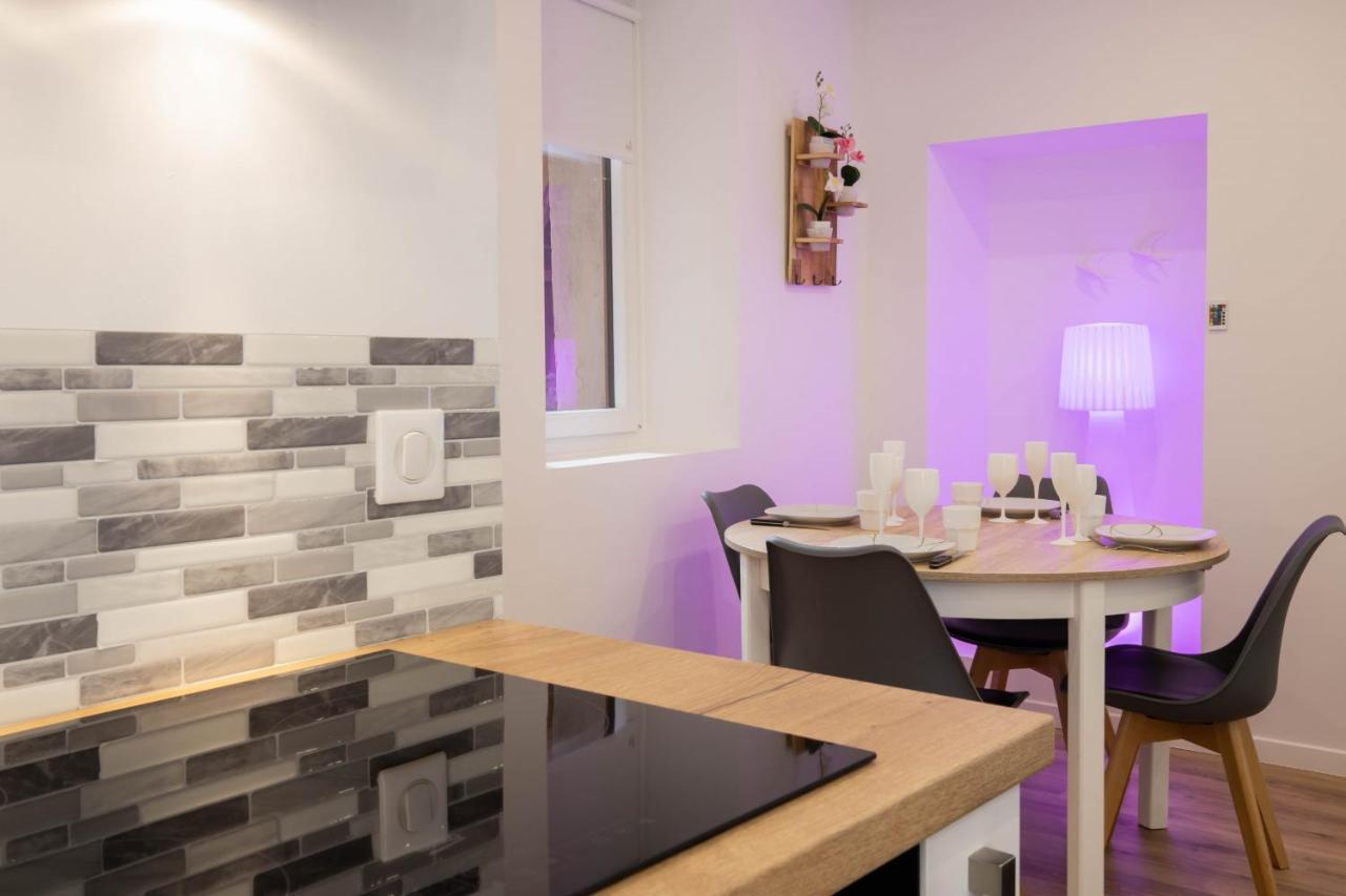 אנסי Cosmo Ideal Famille Rue Carnot מראה חיצוני תמונה